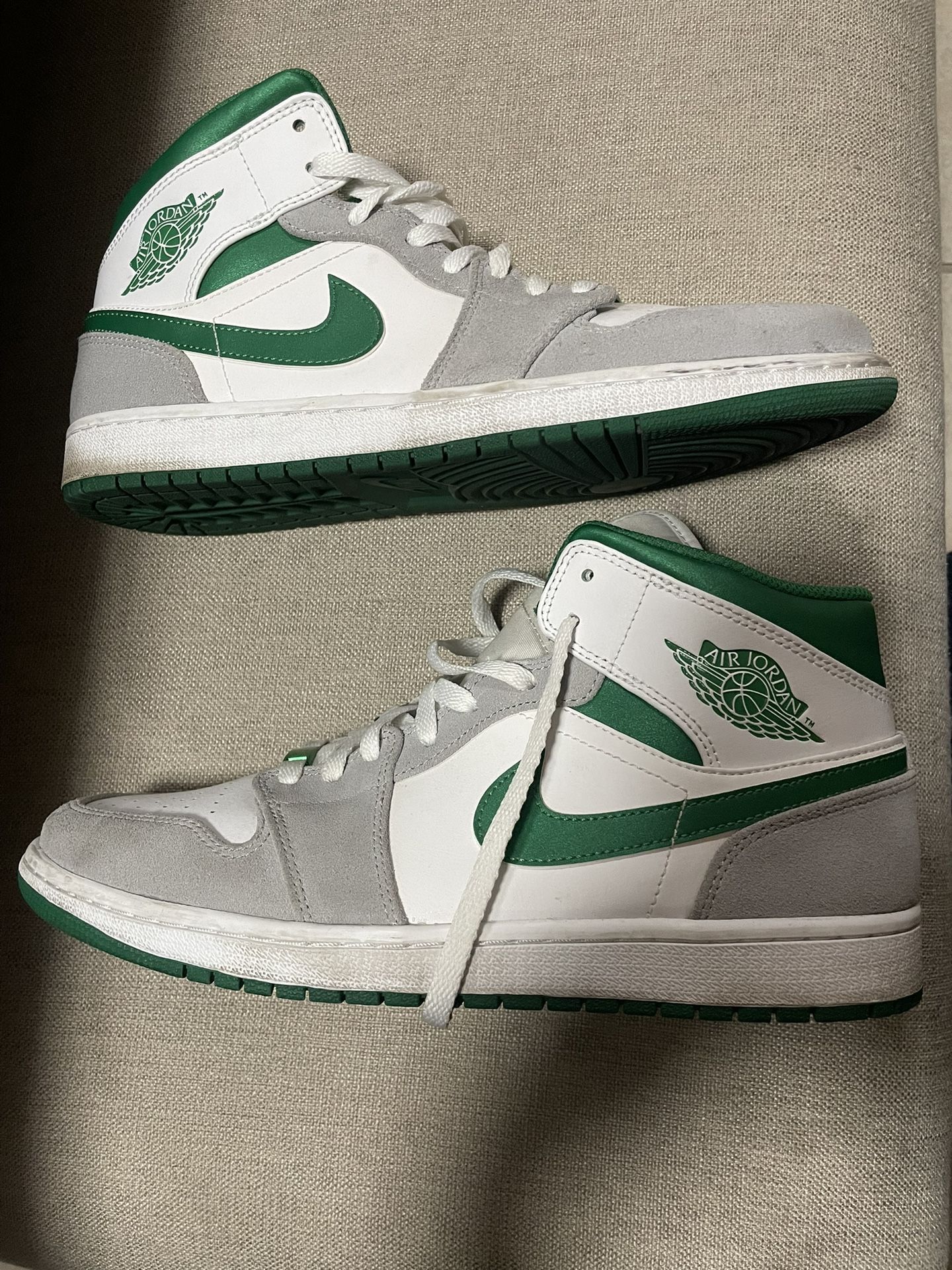 Air Jordan Mid Se Pine Green/ Light Smoke Grey