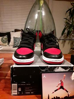 Air jordan 1 sz 8 2001