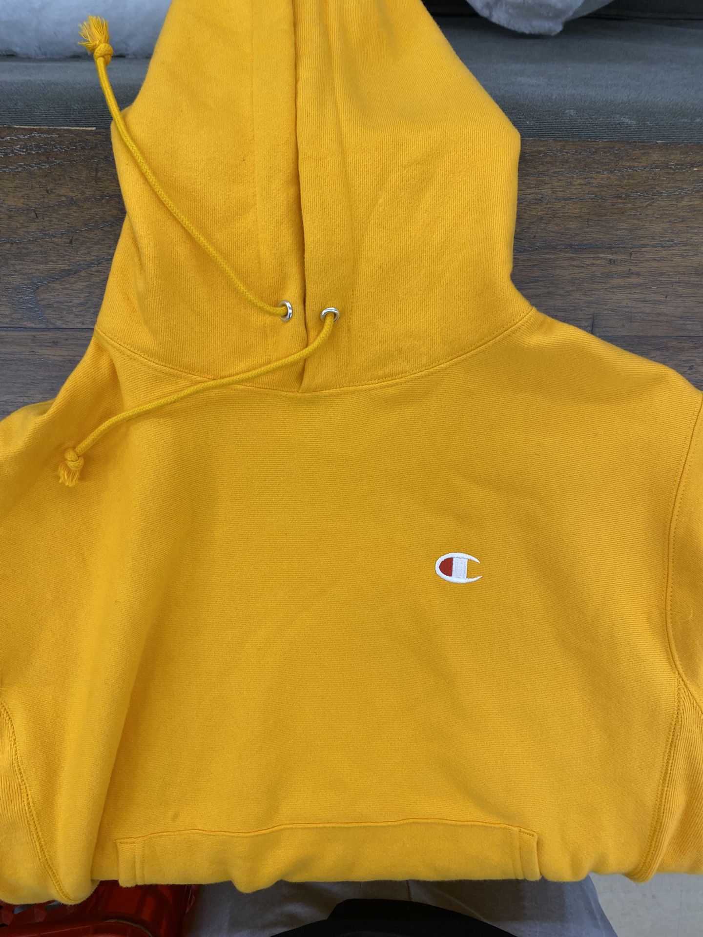 L champion hoodie yellow