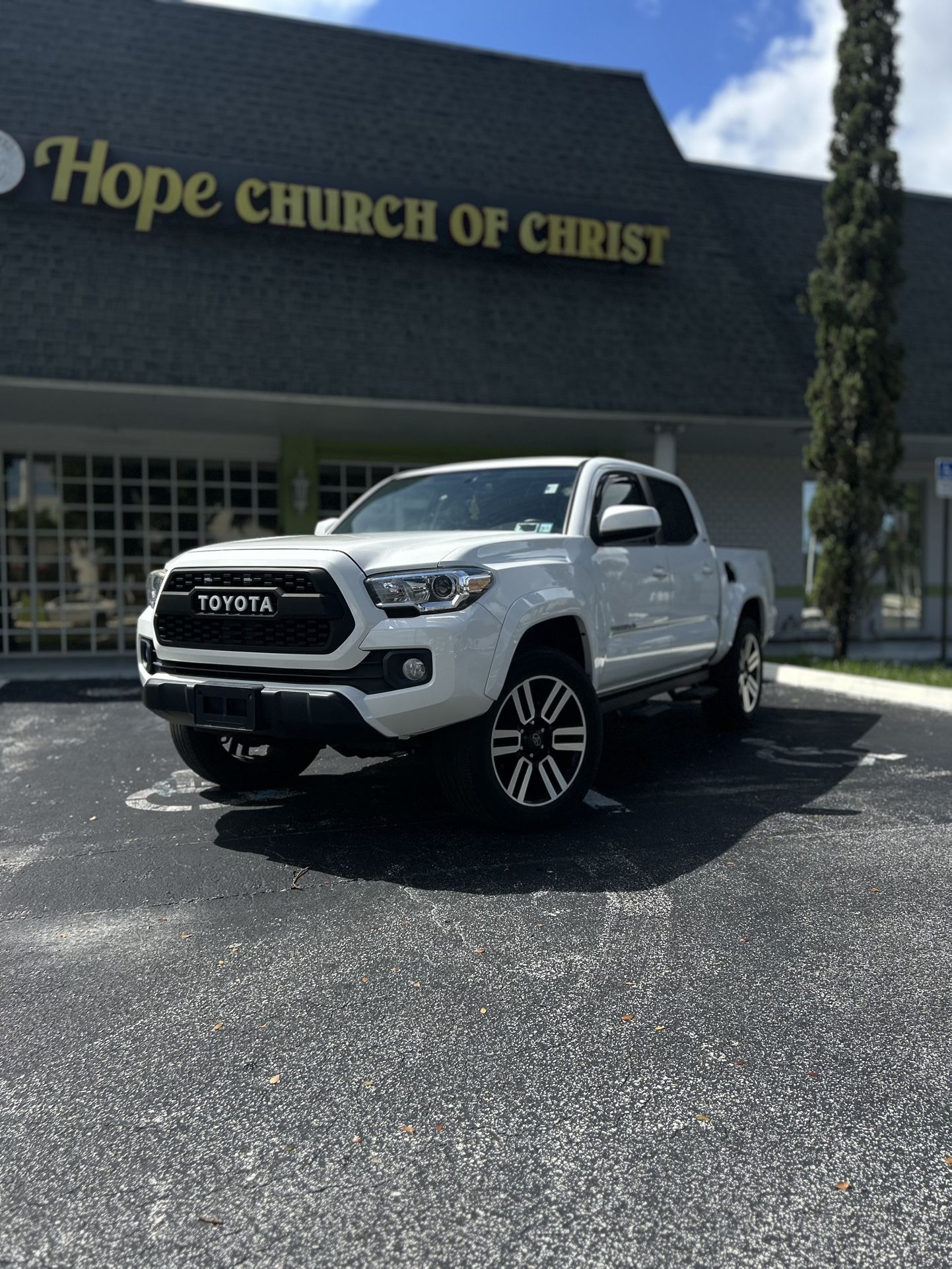 2017 Toyota Tacoma
