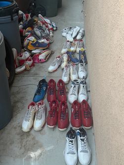 Lote de zapatos mas de 40 pares medidas del 12 al 16 todos por $100