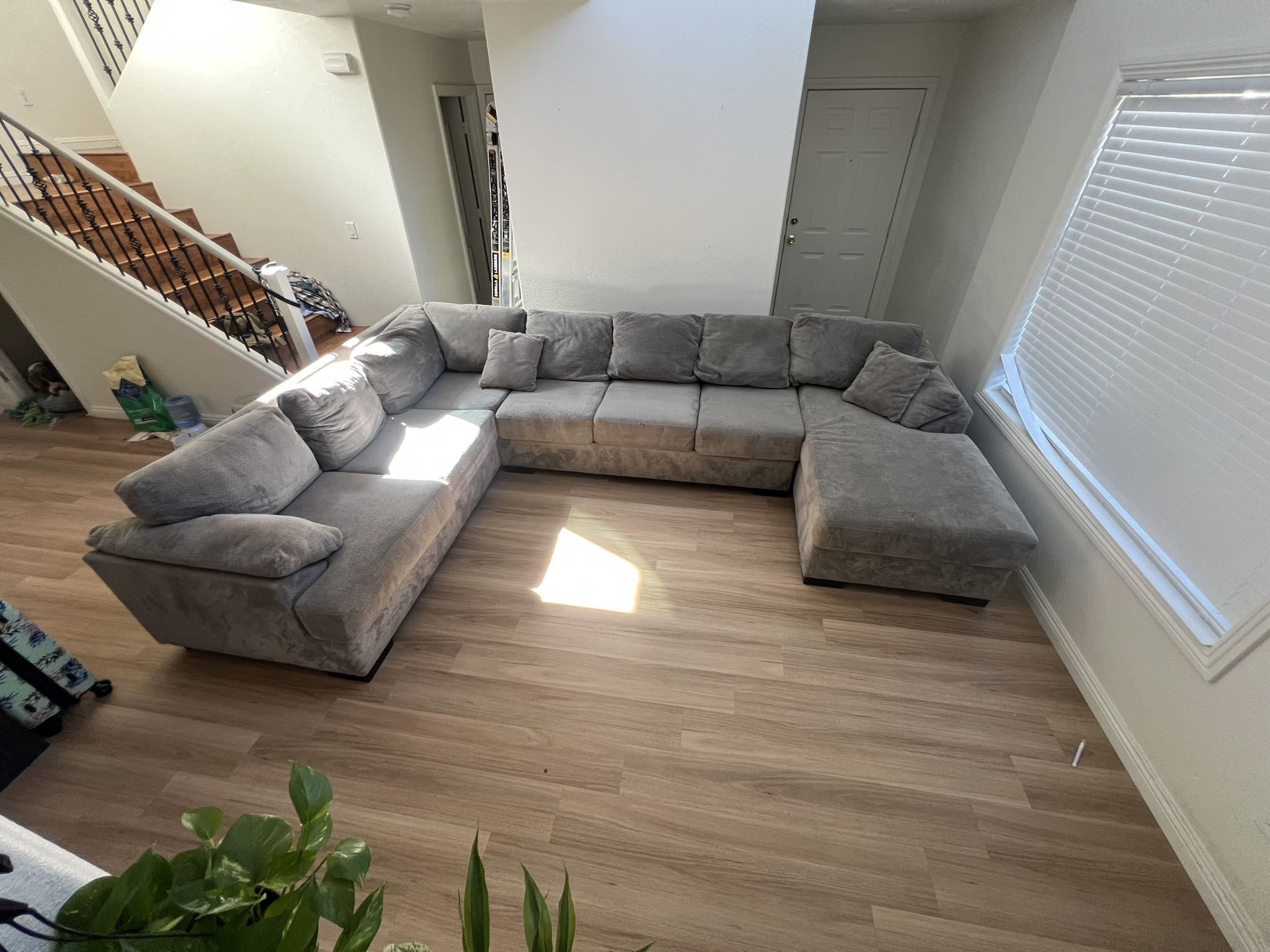 C Shape Three Piece Sectional (Lightweight)