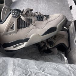 Jordan Cave 4s 