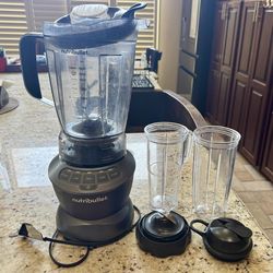 nutribullet Full-Size Blender Combo