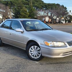 2000 Toyota Camry