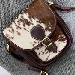 Hand Bag Cowhide🐄 Leather Purse! Open box ( Ask For Price) 