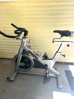 Spinner Sprint Commercial Spin Bike – Excellent Working Condition