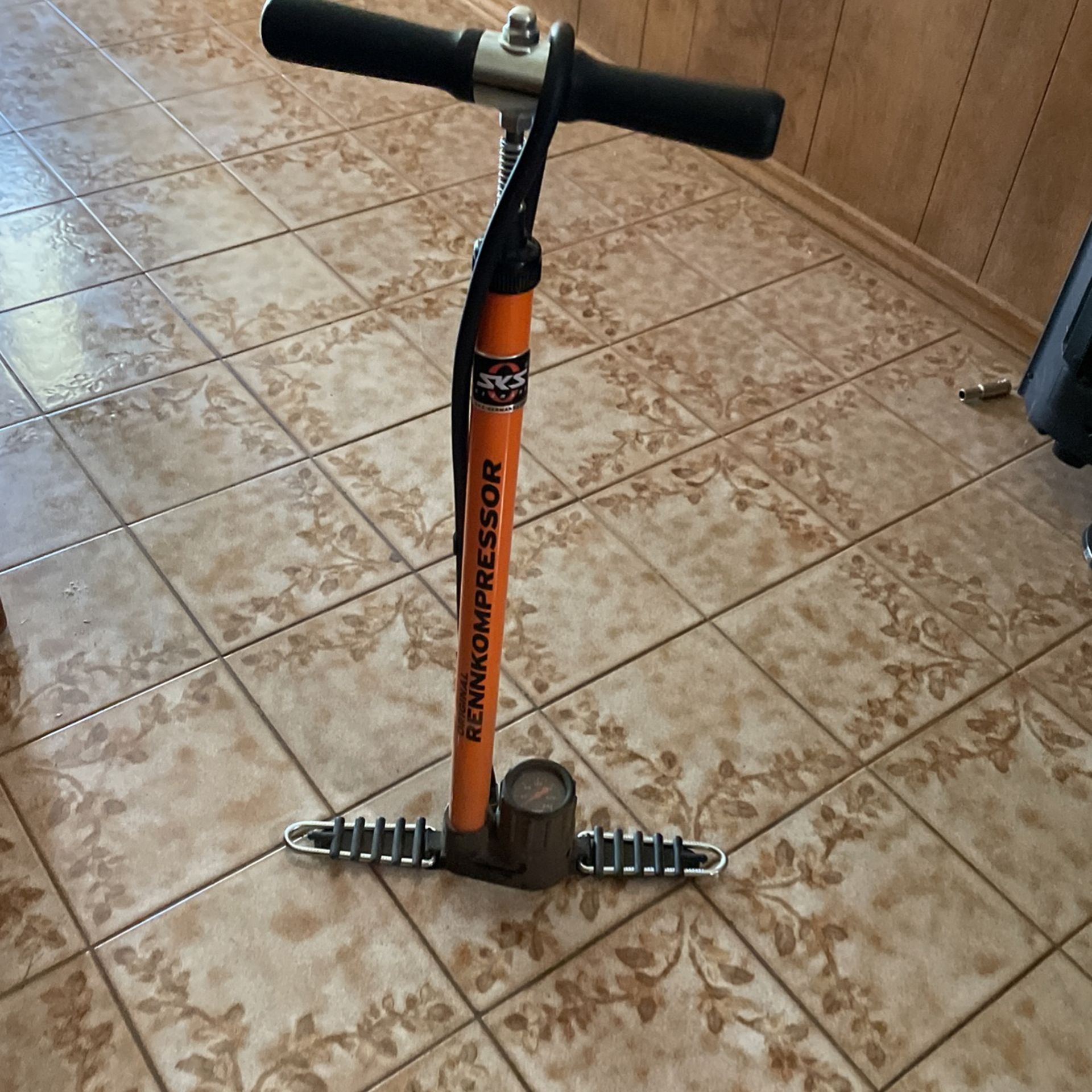 Rennkompressor Air Pump