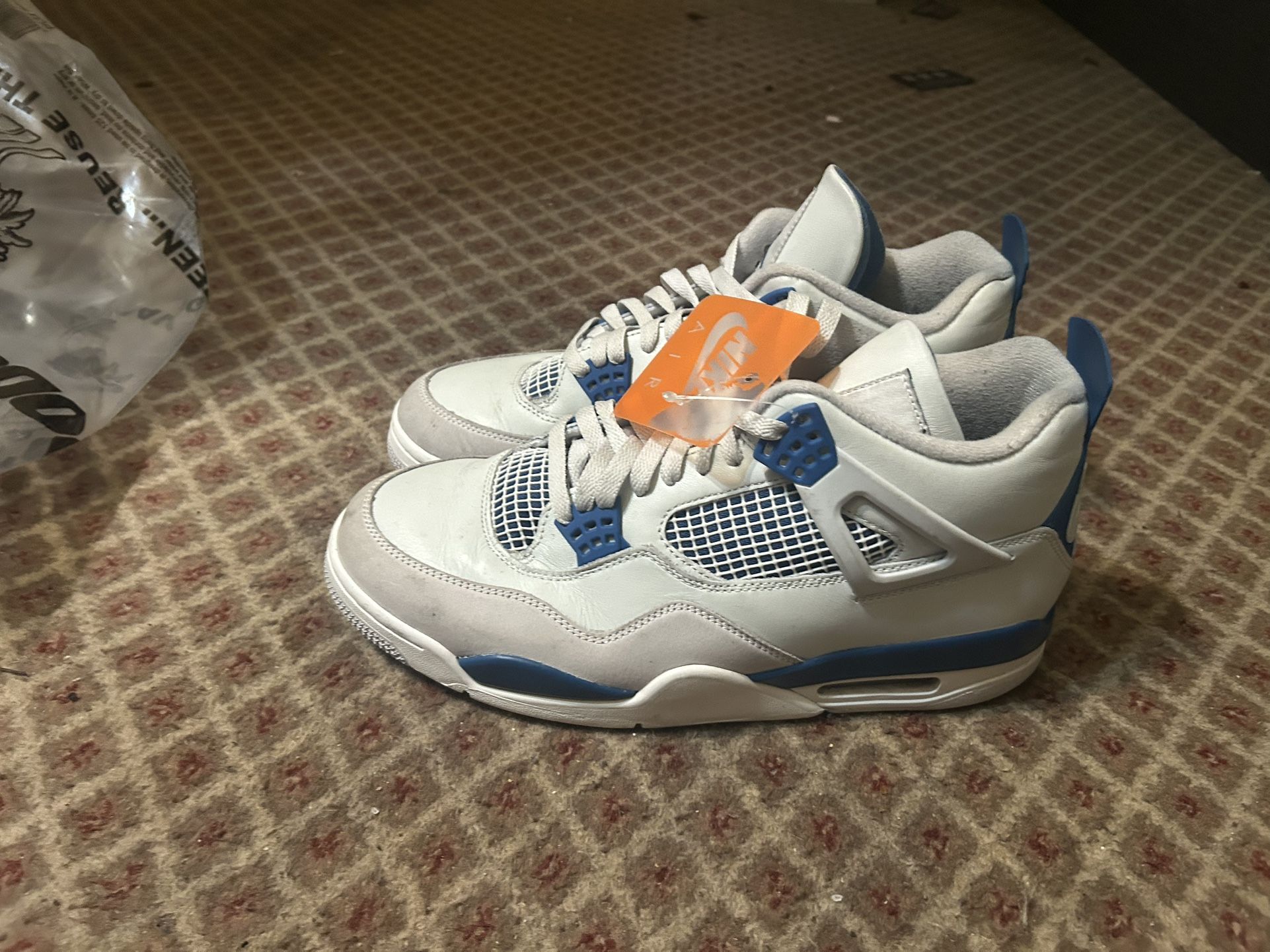Jordan 4