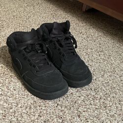 Nike Shoes - Men’s Size 7