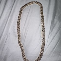 CUBAN DIAMOND CHAIN 