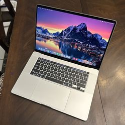 MacBook Pro 16 Inch Touchbar