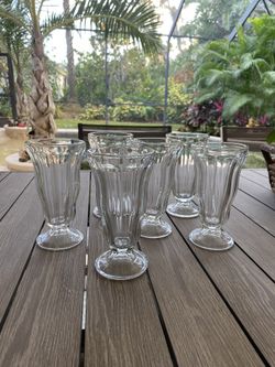 Old Fashion Ice Soda. Glasses