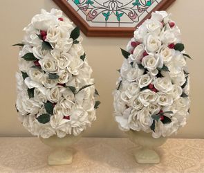 2 TALL LENOX TOPIARY PLANTS WHITE RED CHRISTMAS