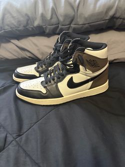 Men’s Air Jordan 1 Retro High size 11 shoes