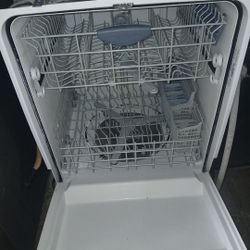 Dishwasher 