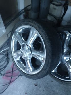 For Sale 4   Rings With Tires