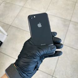iPhone 8 Unlocked