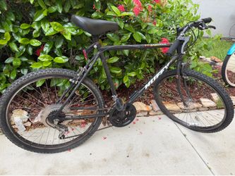 Huffy Trail Runner 26” Mountain Bike – 18-Speed