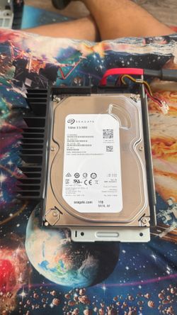 1 Terabyte TB Hard Drive HD I think SEAGATE
