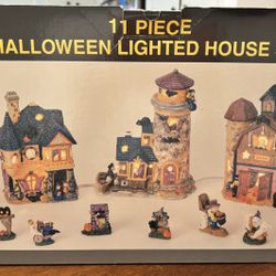 Halloween Lot Porcelain Illuminated Haunted Village Light