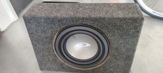 ALPINE Auto sub with ALPINE amp