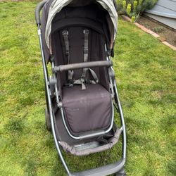 Uppa baby Cruz + Kick board 