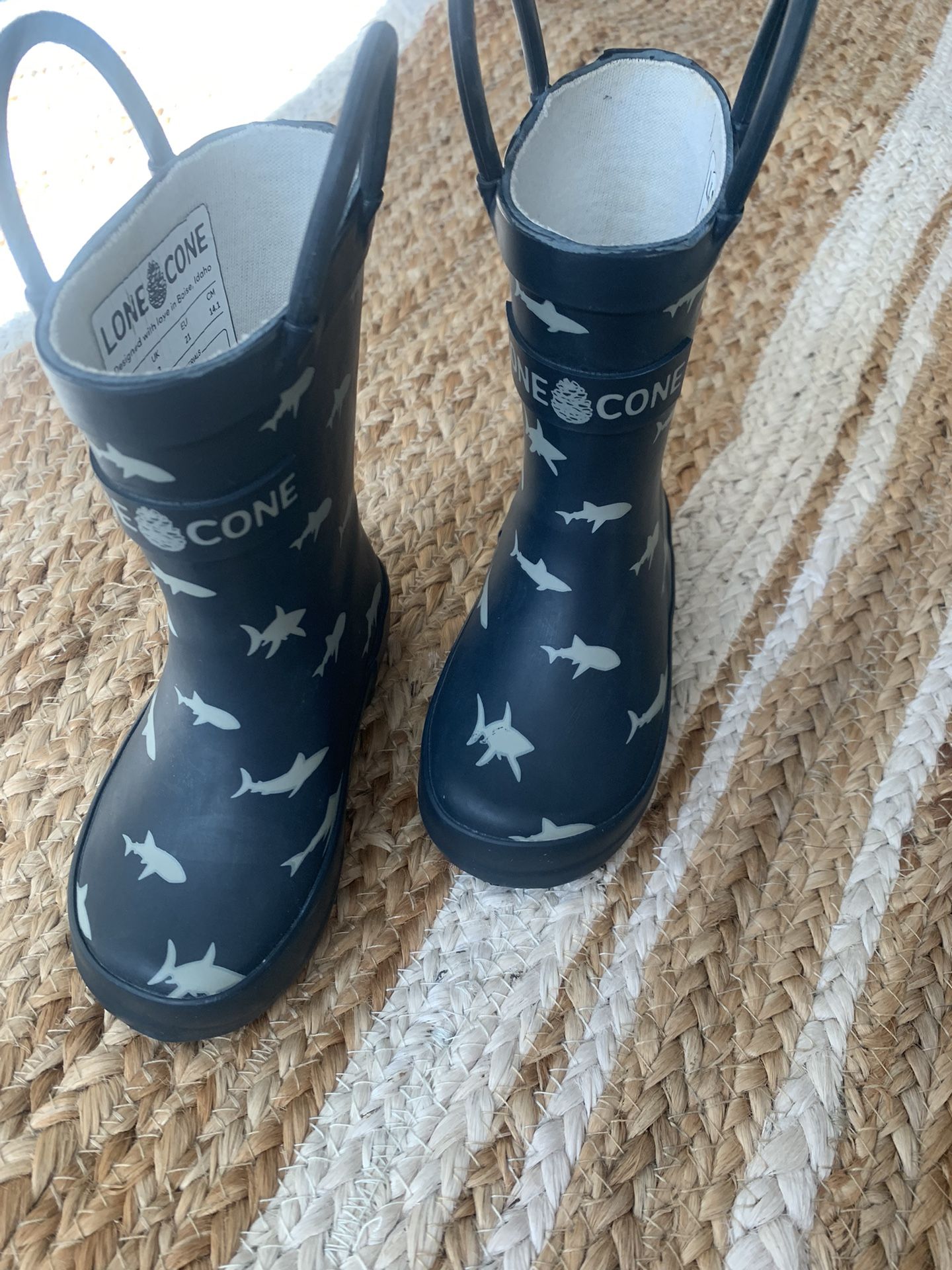 Baby Boy Size 4 Rain Boots 🌧️ 