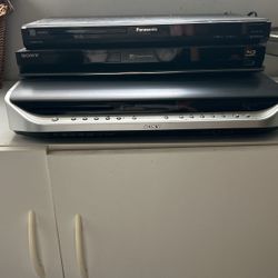Sony disc changer Sony DVD player HDMI Panasonic  DVD player