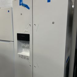 36” Sidexside White Refrigerator- Open Box New