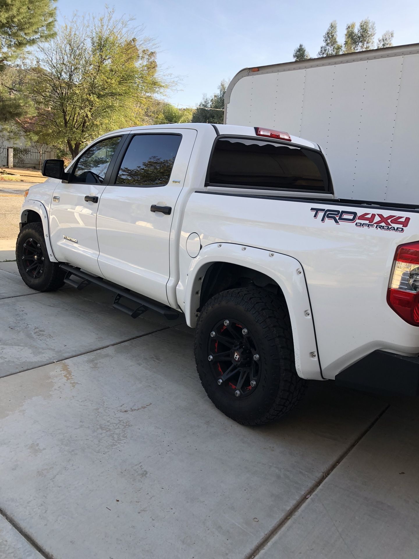 Toyota Tundra TRD Predator Pro Steps for Sale in Hemet, CA - OfferUp