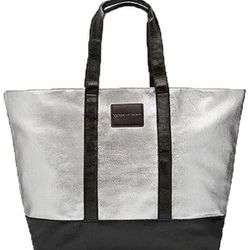 Weekender Victoria's Secret Large Metallic Silver/Black Tote Bag