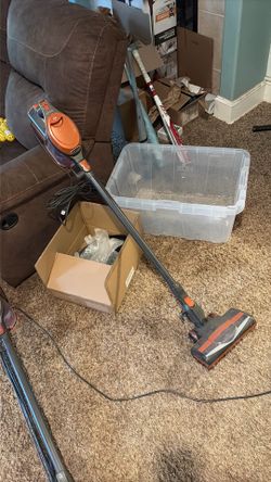 New shark hv301 rocket pet vacuum.