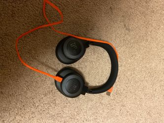 JBL E65BTNC Headphones