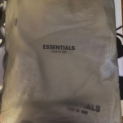 Light oatmeal essential shorts