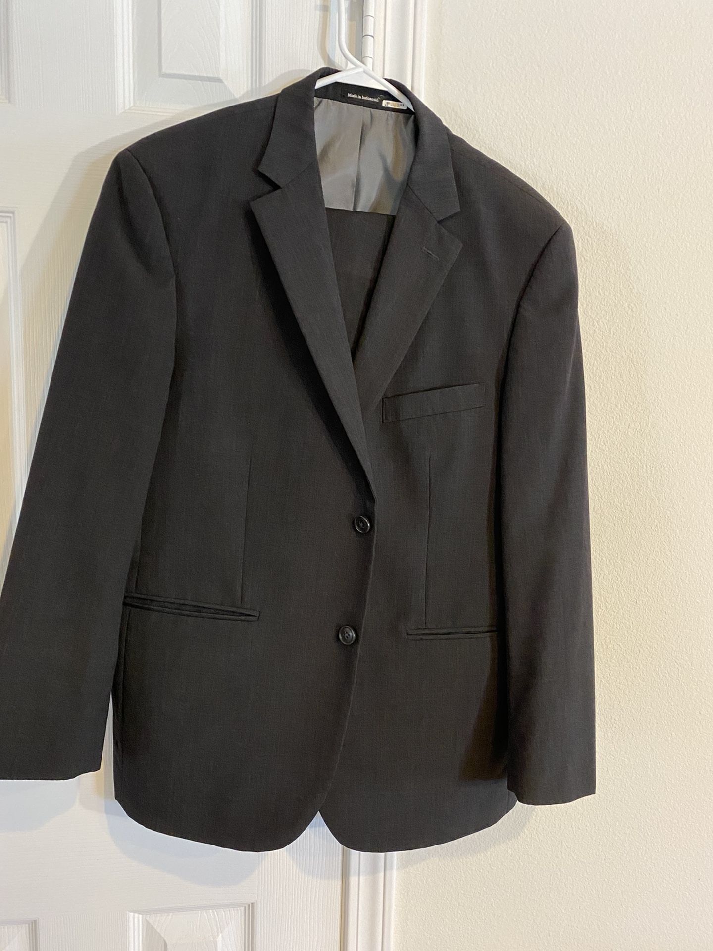 Men’s Dress Suits & Jackets @ Lutz, LandoLakes, WeslyCh, Carollwood, Odessa, Trinity 