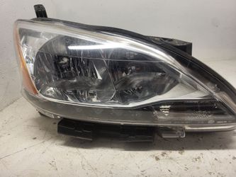 Subaru Impreza passenger side headlight assembly