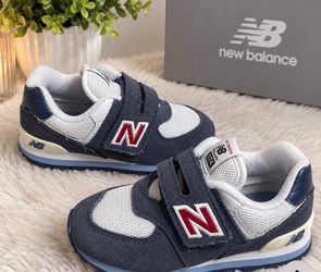 New balance kids shoes size 9 used