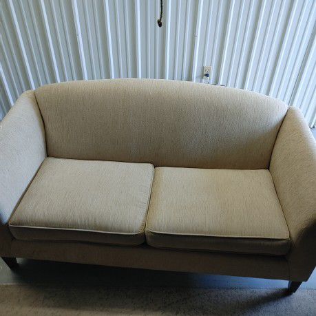 Free Free! Linen Material Love Seat