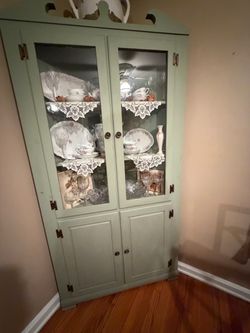 Corner wood cabinet