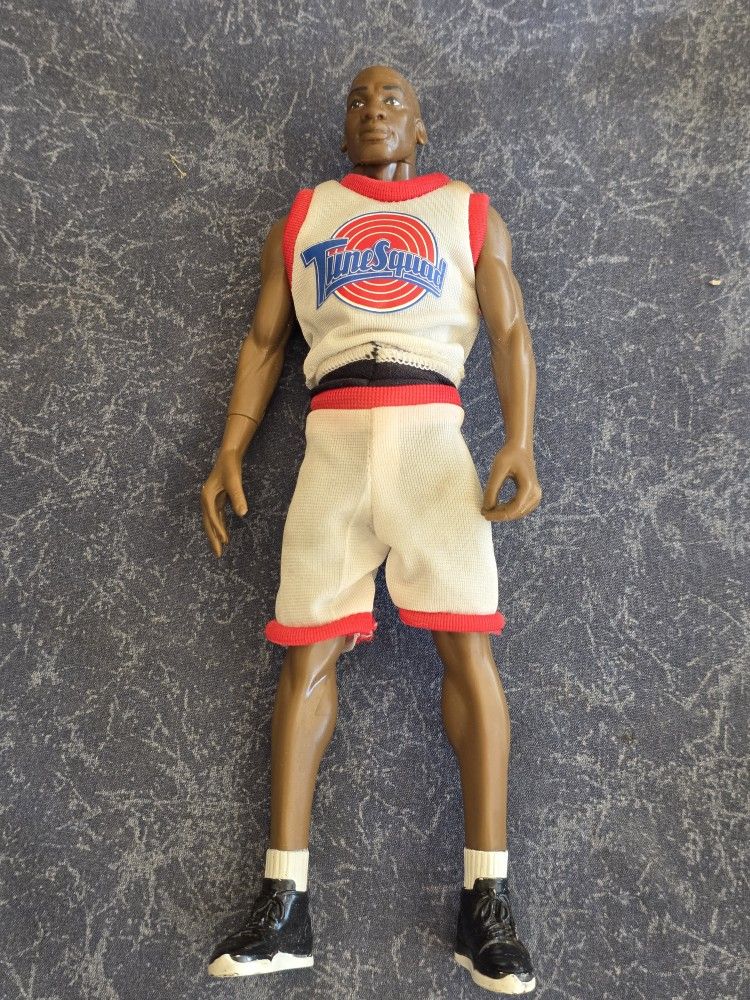 1996 SPACE JAM ACTION FIGURE MICHAEL JORDAN