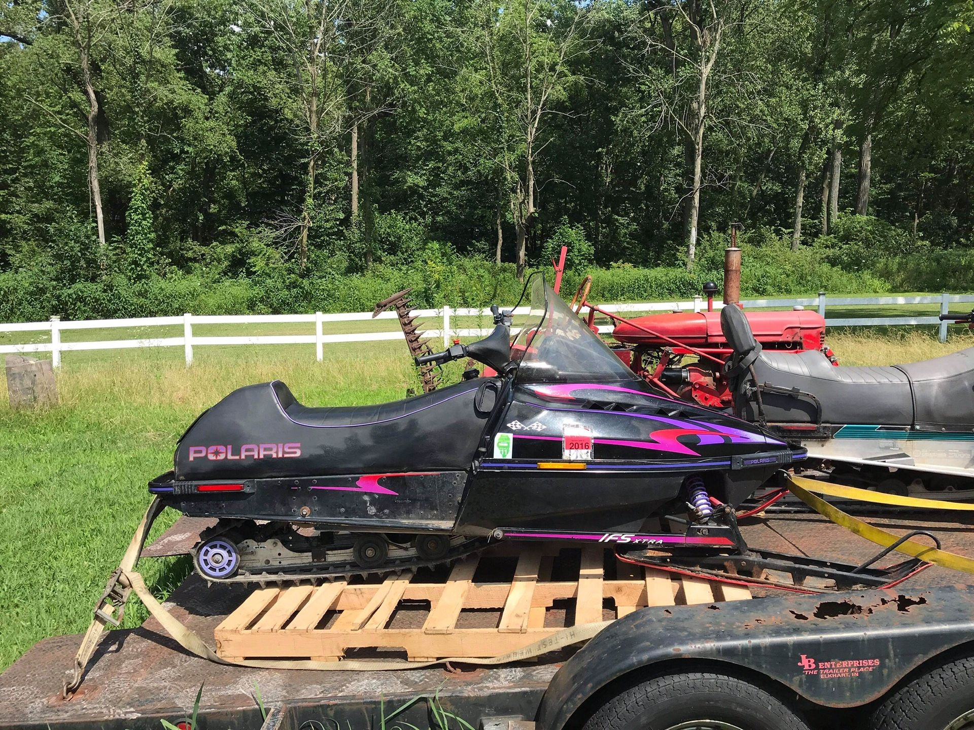 Polaris 680 ultra snowmobile