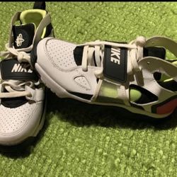 Womens Shoes