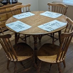 Wooden Dining Table, Extendable For 6 Person 