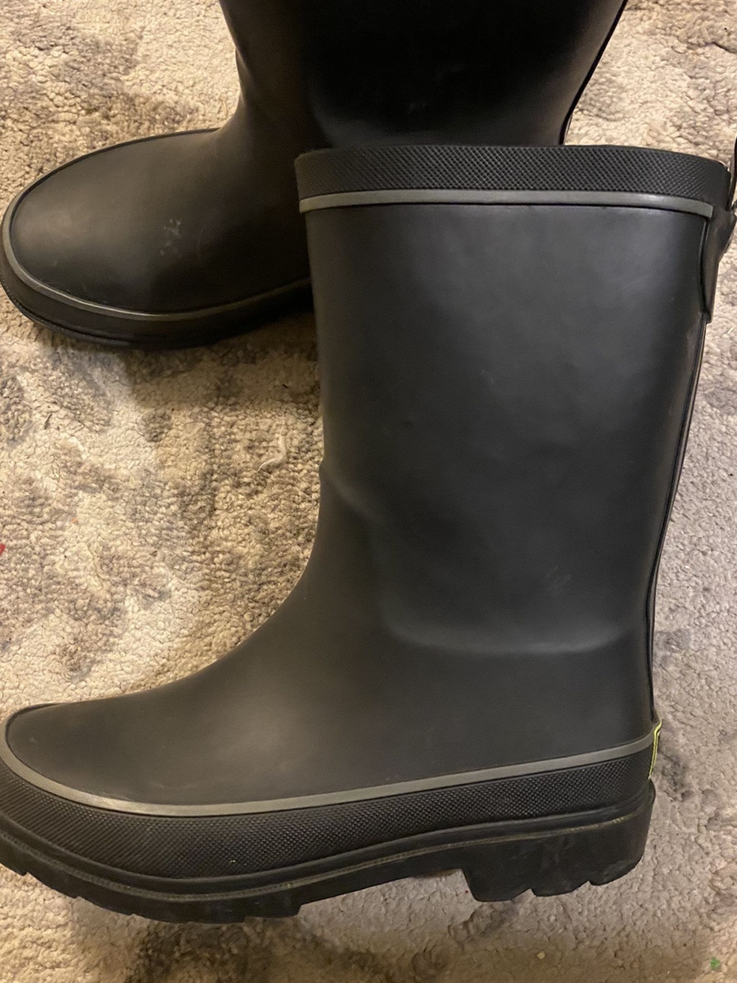 Western Chief kids Rain Boots black sz 13 Good condition Unisex