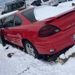 for parts Pontiac granam 1999 transmission and engine was working somebody messed up with the wires we can't figure out how to rewire if interested ca