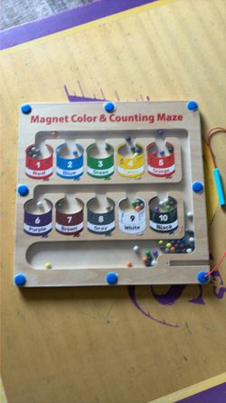 Wooden sorting game
