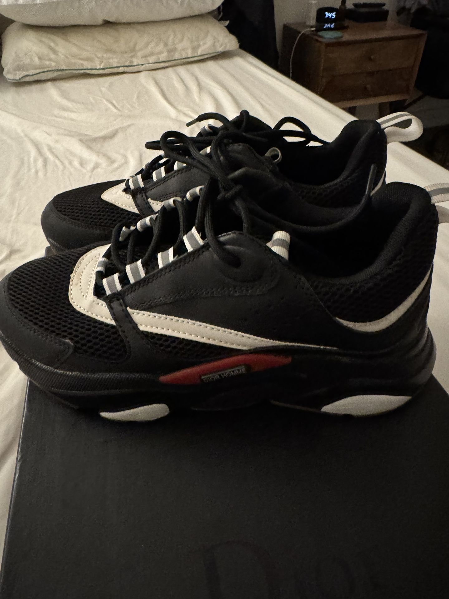 Dior B22 Mens Sz 8