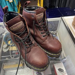 Dr. Martens Size 5