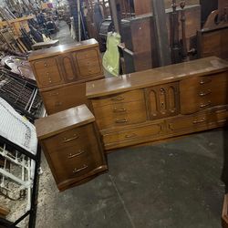 Mcm Basset Dresser And Side Table 